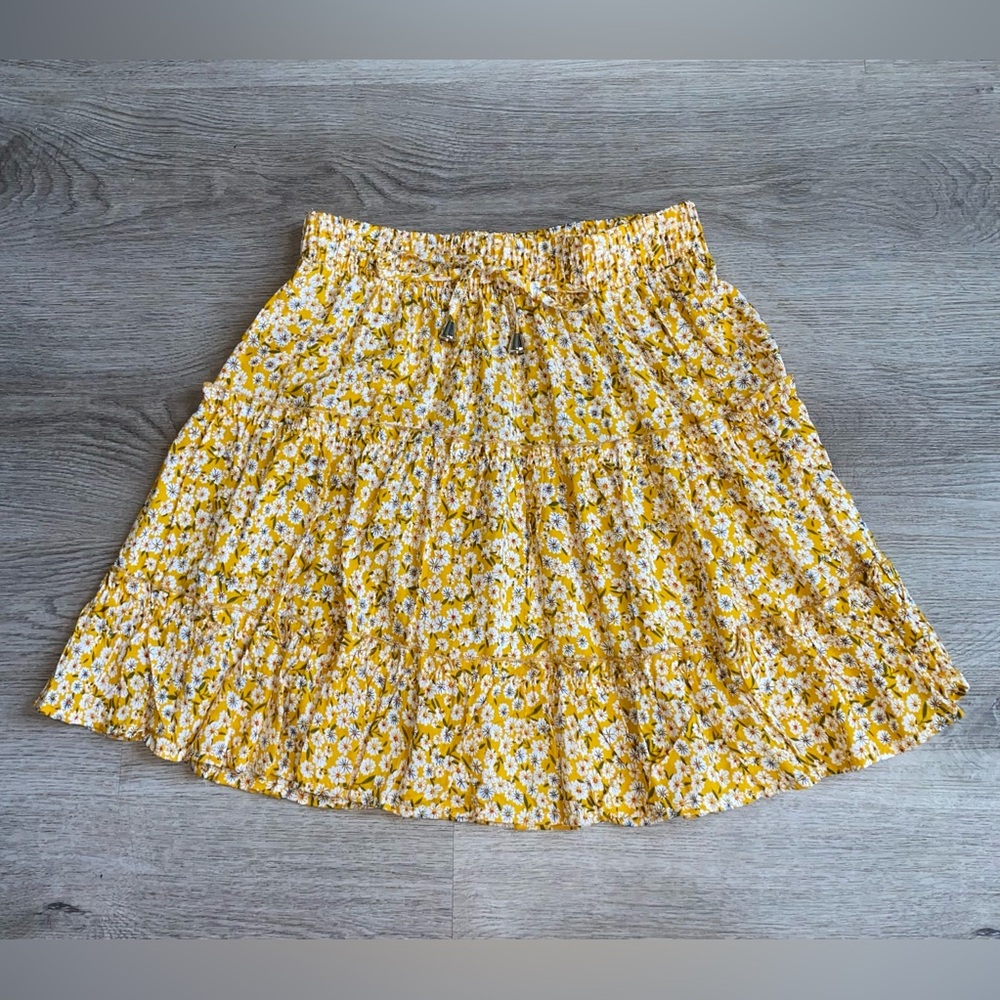 SOthread Women’s Small Yellow Floral Skirt